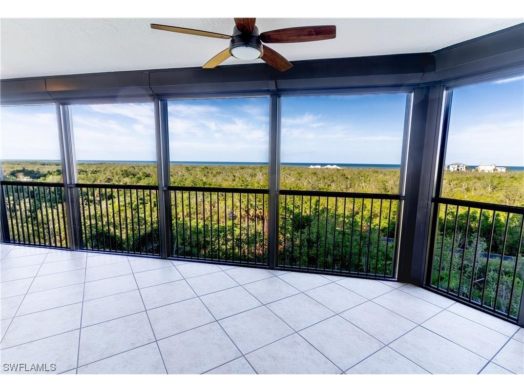 7225 Pelican Bay Boulevard #604 Naples FL 34108 223020036 image1