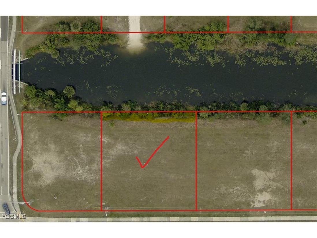 723 Gleason Parkway Cape Coral FL 33914 2026002491 image4