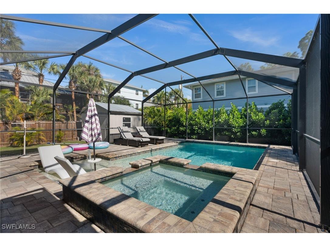 723 Park Avenue Naples FL 34110 226003372 image1