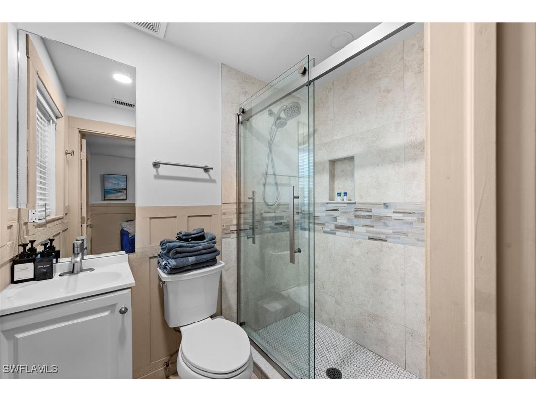 723 Park Avenue Naples FL 34110 226003372 image21