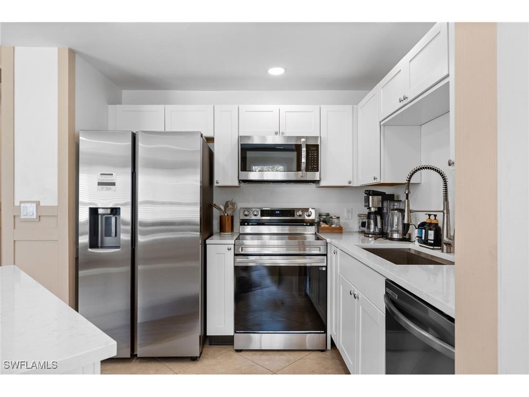 723 Park Avenue Naples FL 34110 226003372 image32