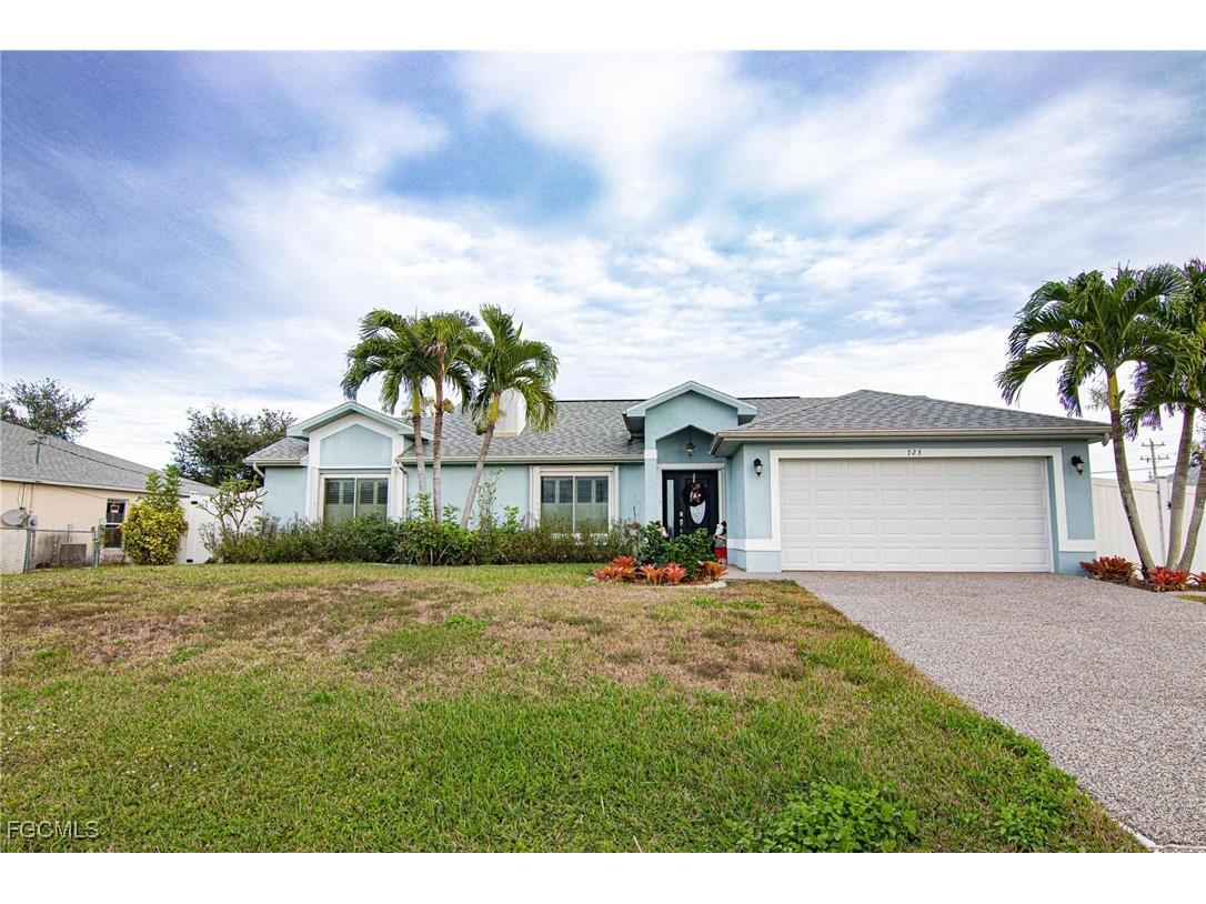723 SE 9th Avenue Cape Coral FL 33990 2025025364 image1