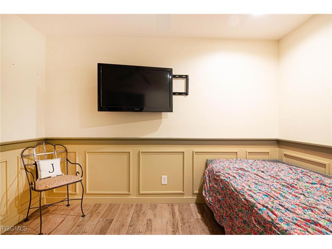 723 SE 9th Avenue Cape Coral FL 33990 2025025364 image14