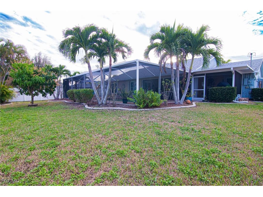 723 SE 9th Avenue Cape Coral FL 33990 2025025364 image28