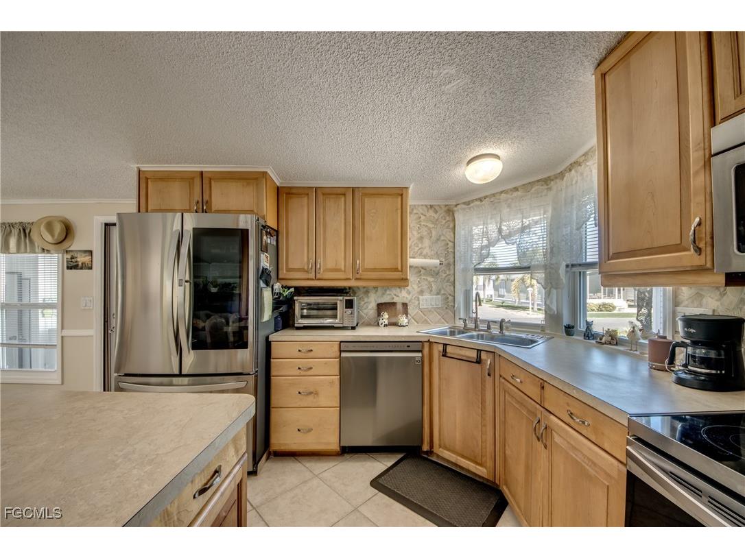 7230 Drum Drive Saint James City FL 33956 2025006535 image13