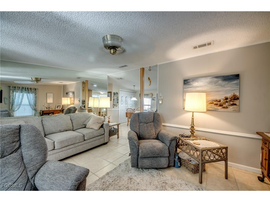 7230 Drum Drive Saint James City FL 33956 2025006535 image18