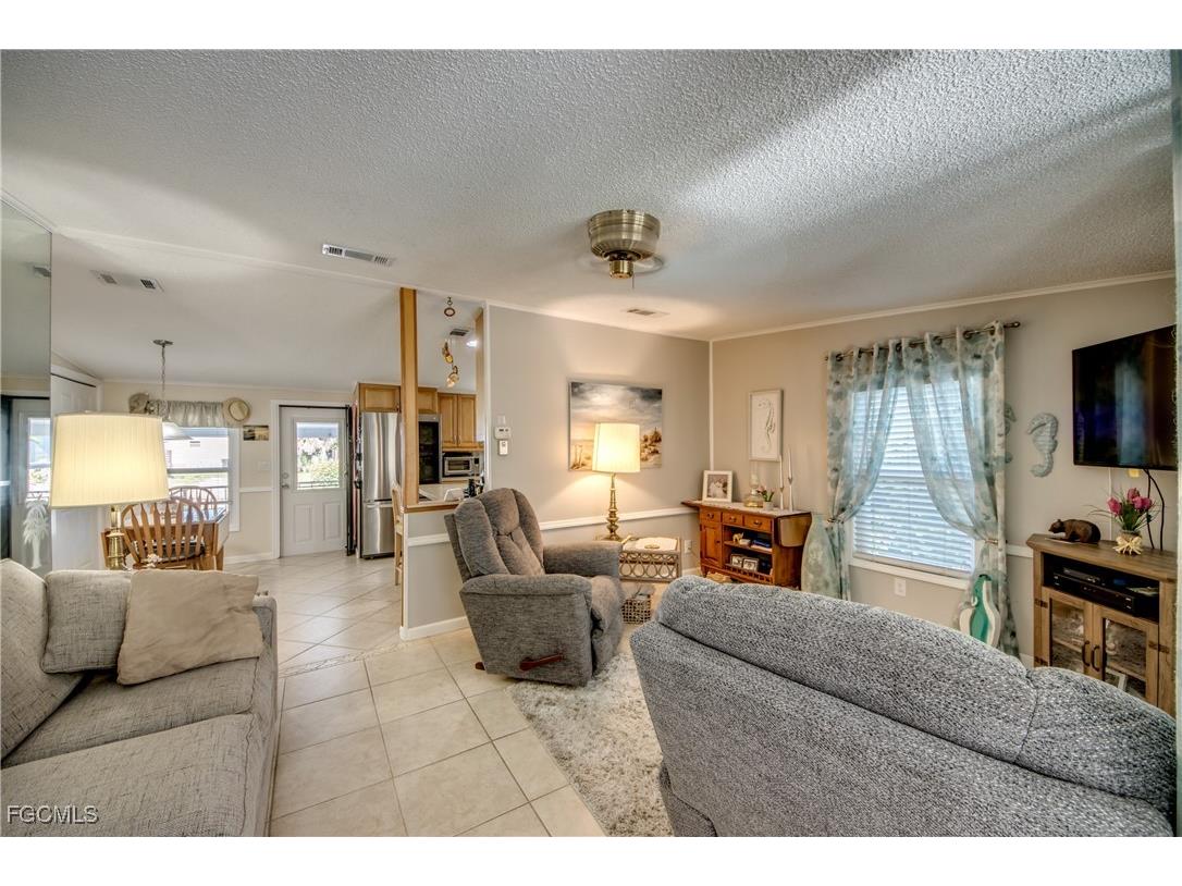 7230 Drum Drive Saint James City FL 33956 2025006535 image19