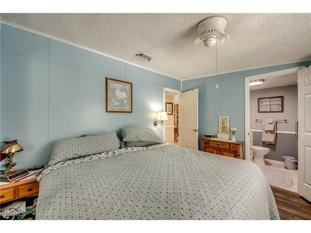 7230 Drum Drive Saint James City FL 33956 2025006535 image22