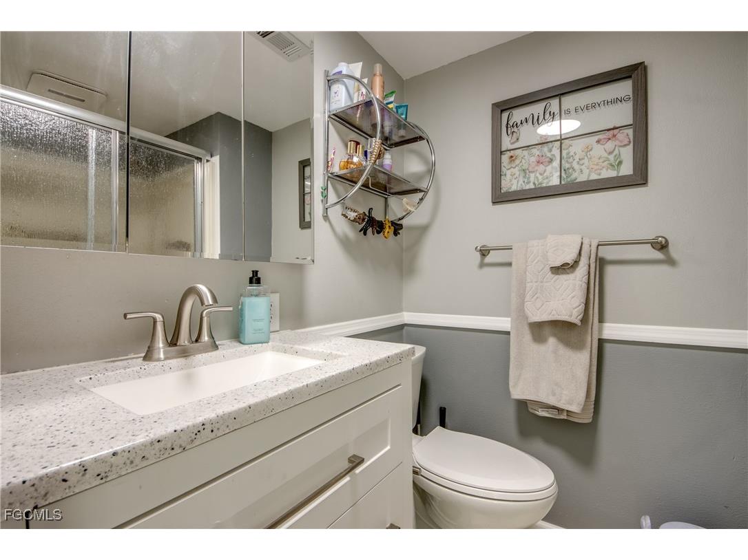 7230 Drum Drive Saint James City FL 33956 2025006535 image24