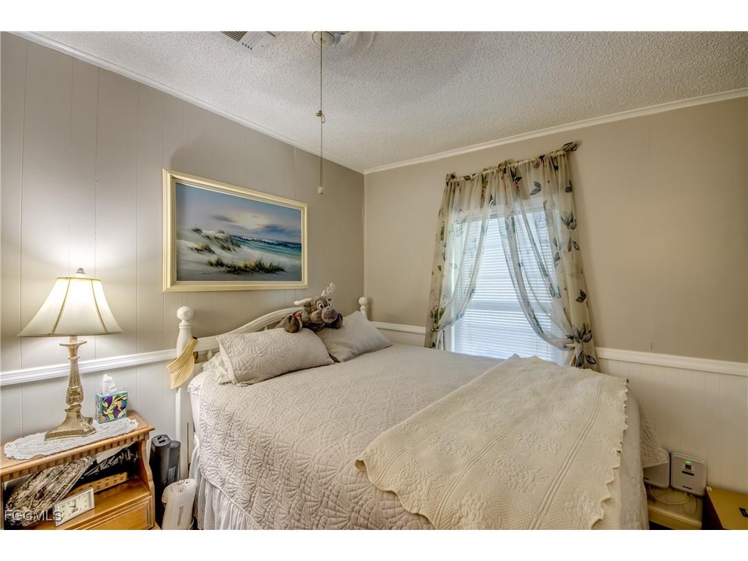 7230 Drum Drive Saint James City FL 33956 2025006535 image26