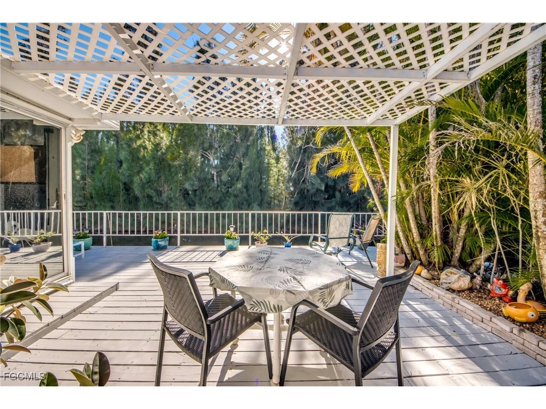 7230 Drum Drive Saint James City FL 33956 2025006535 image34