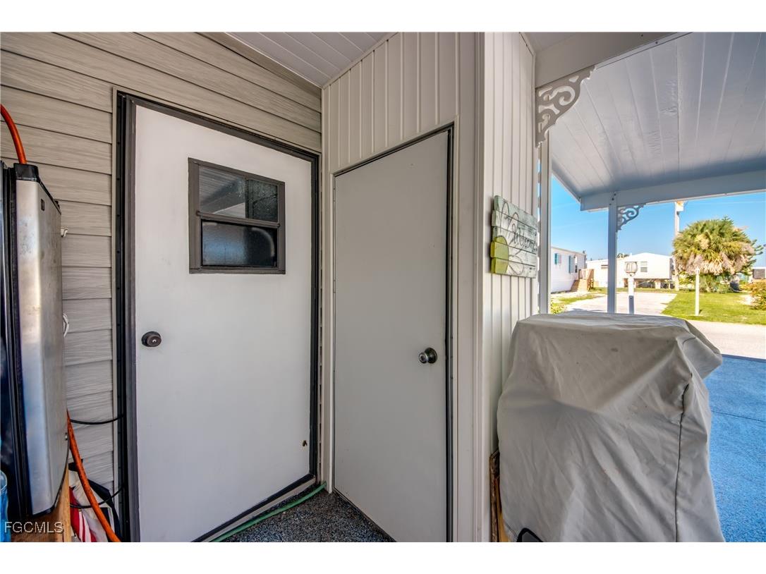 7230 Drum Drive Saint James City FL 33956 2025006535 image4