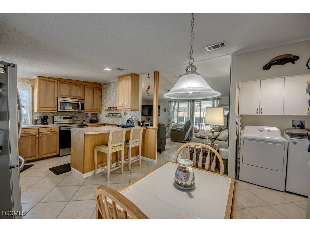 7230 Drum Drive Saint James City FL 33956 2025006535 image8