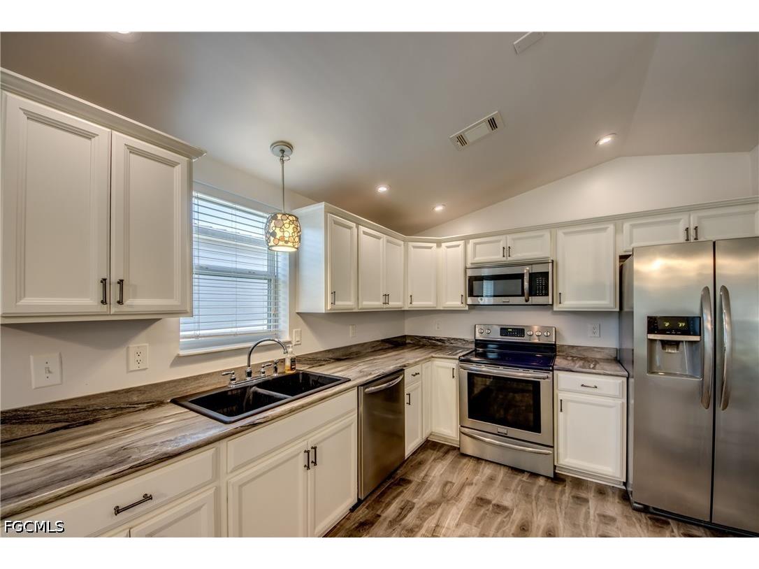 7230 Ladyfish Drive Saint James City FL 33956 2026016165 image10