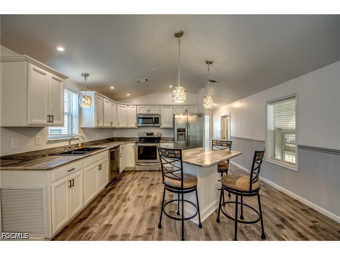 7230 Ladyfish Drive Saint James City FL 33956 2026016165 image11