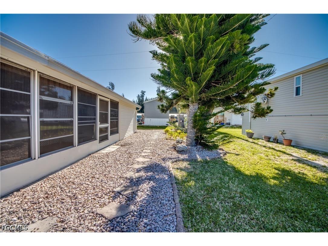 7230 Ladyfish Drive Saint James City FL 33956 2026016165 image26