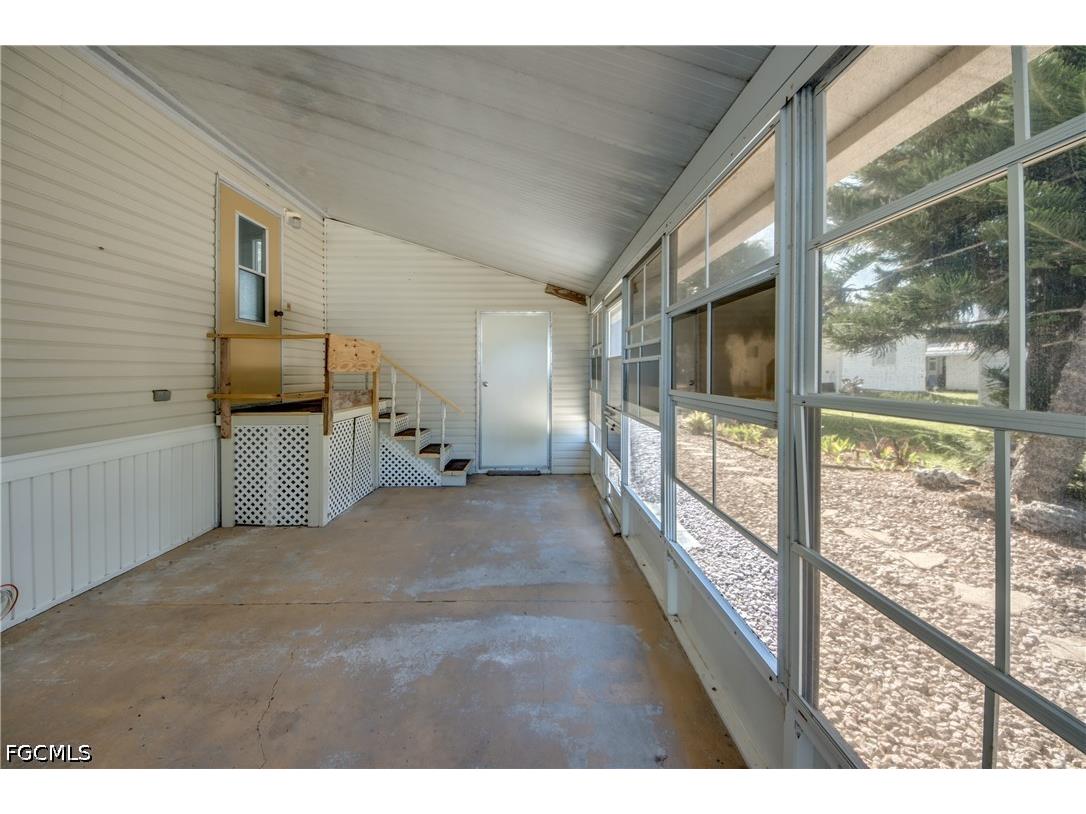 7230 Ladyfish Drive Saint James City FL 33956 2026016165 image4