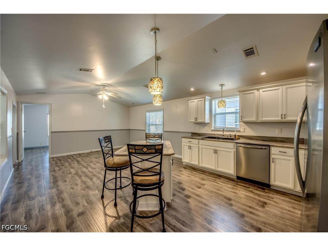 7230 Ladyfish Drive Saint James City FL 33956 2026016165 image6