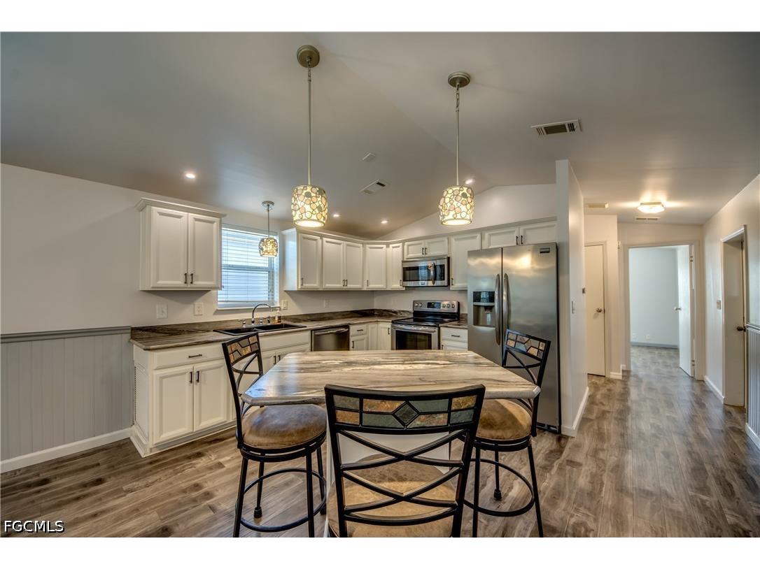 7230 Ladyfish Drive Saint James City FL 33956 2026016165 image9