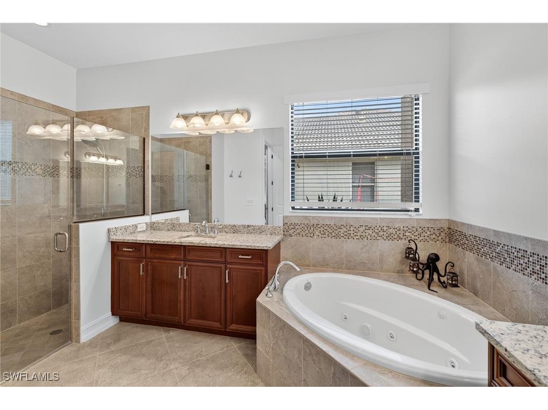 7235 Acorn Way Naples FL 34119 225073825 image22