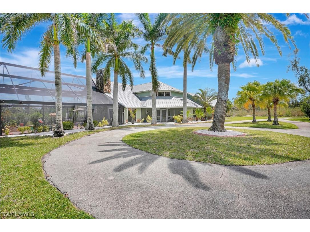 7235 Lake Drive Fort Myers FL 33908 226011960 image1