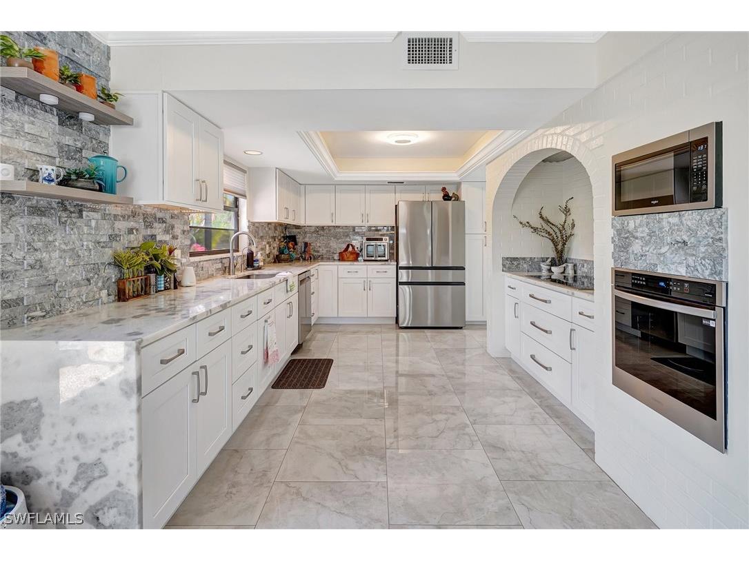 7235 Lake Drive Fort Myers FL 33908 226011960 image10