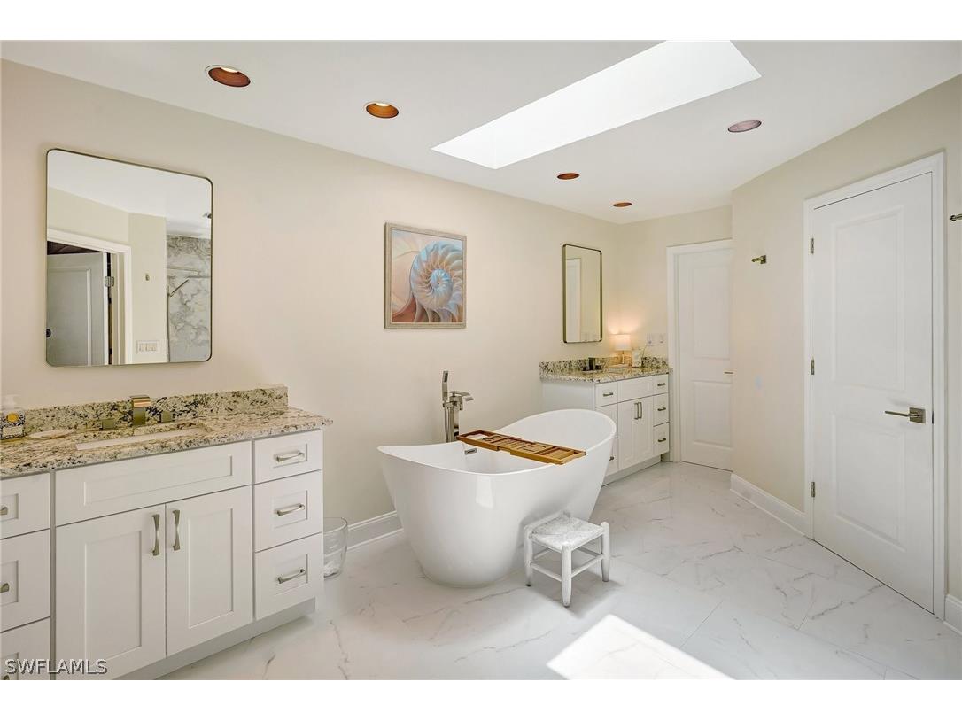 7235 Lake Drive Fort Myers FL 33908 226011960 image30