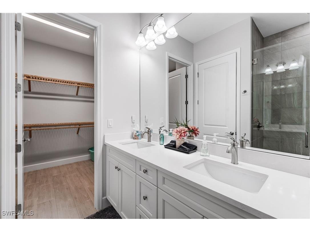 7235 Saona Court Naples FL 34113 225078570 image23