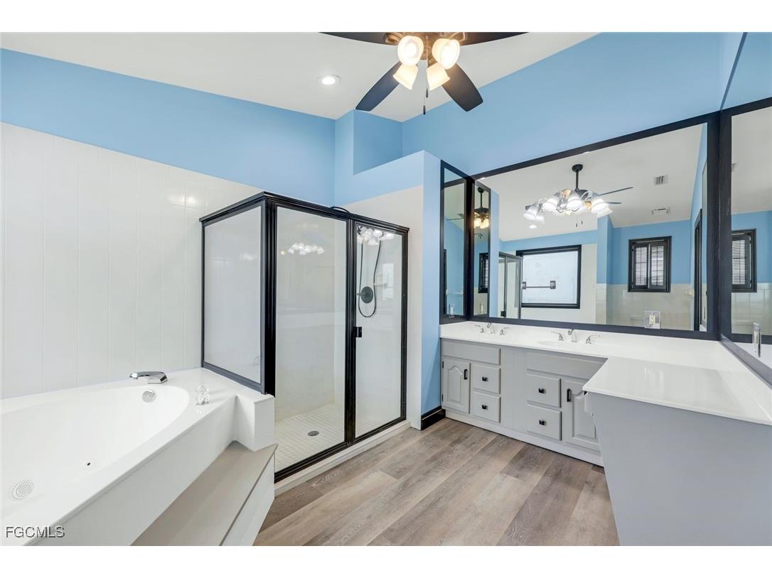 7239 Hendry Creek Drive Fort Myers FL 33908 2025005293 image12