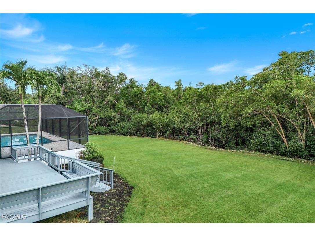 7239 Hendry Creek Drive Fort Myers FL 33908 2025005293 image23