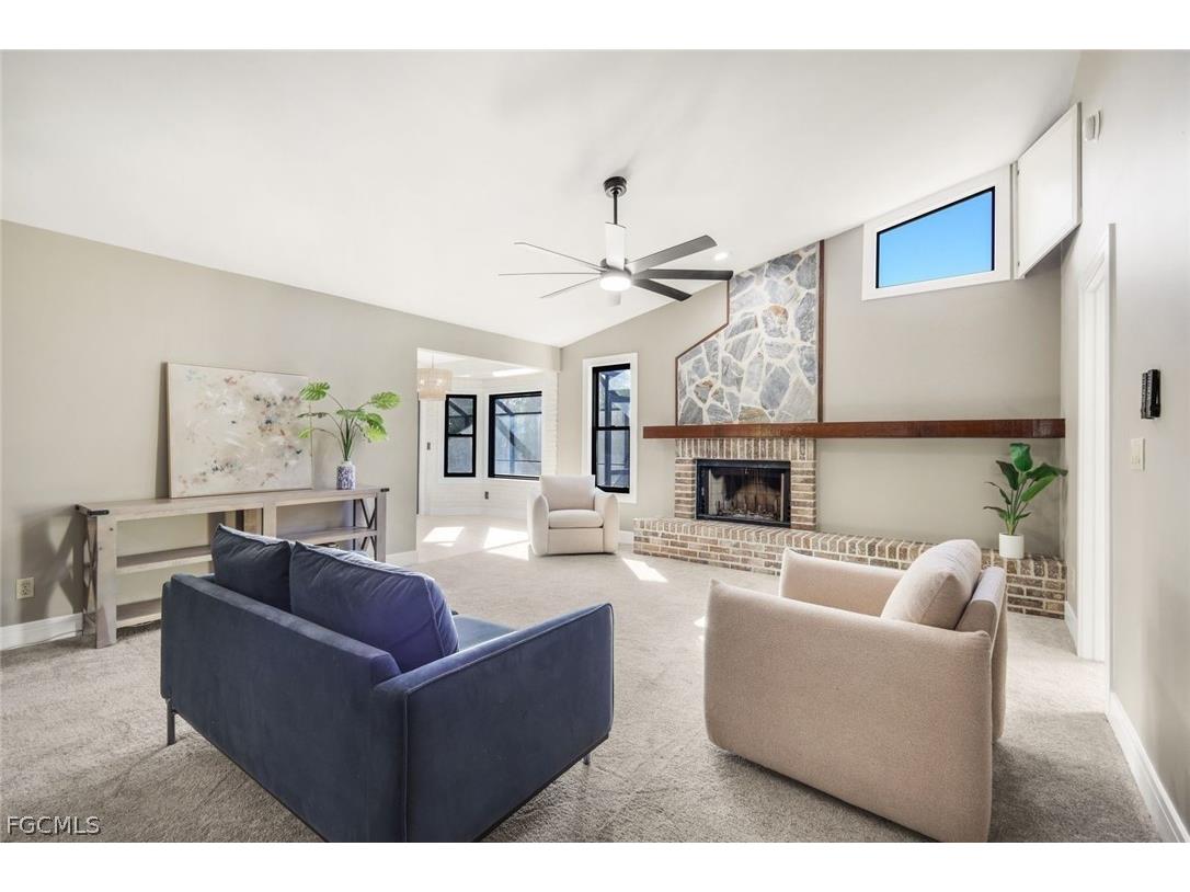 7239 Hendry Creek Drive Fort Myers FL 33908 2026008176 image2