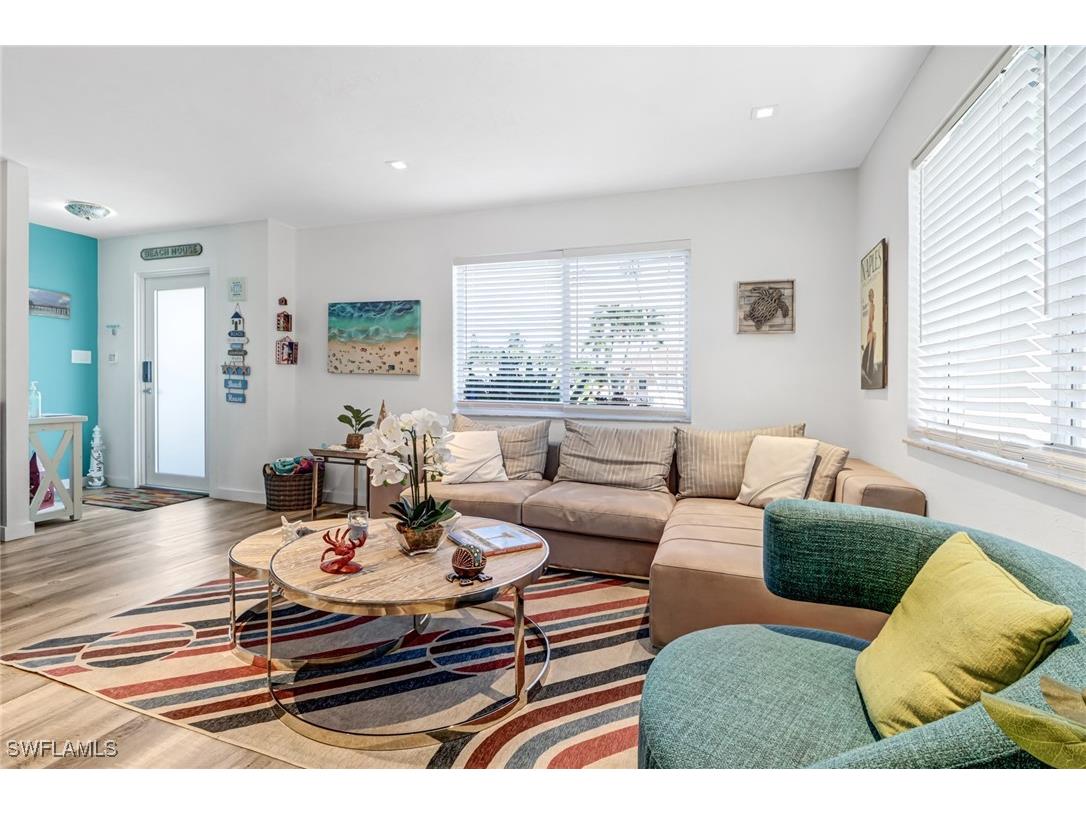 724 100th Avenue N Naples FL 34108 225073640 image12