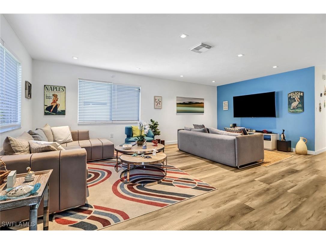 724 100th Avenue N Naples FL 34108 225073640 image13