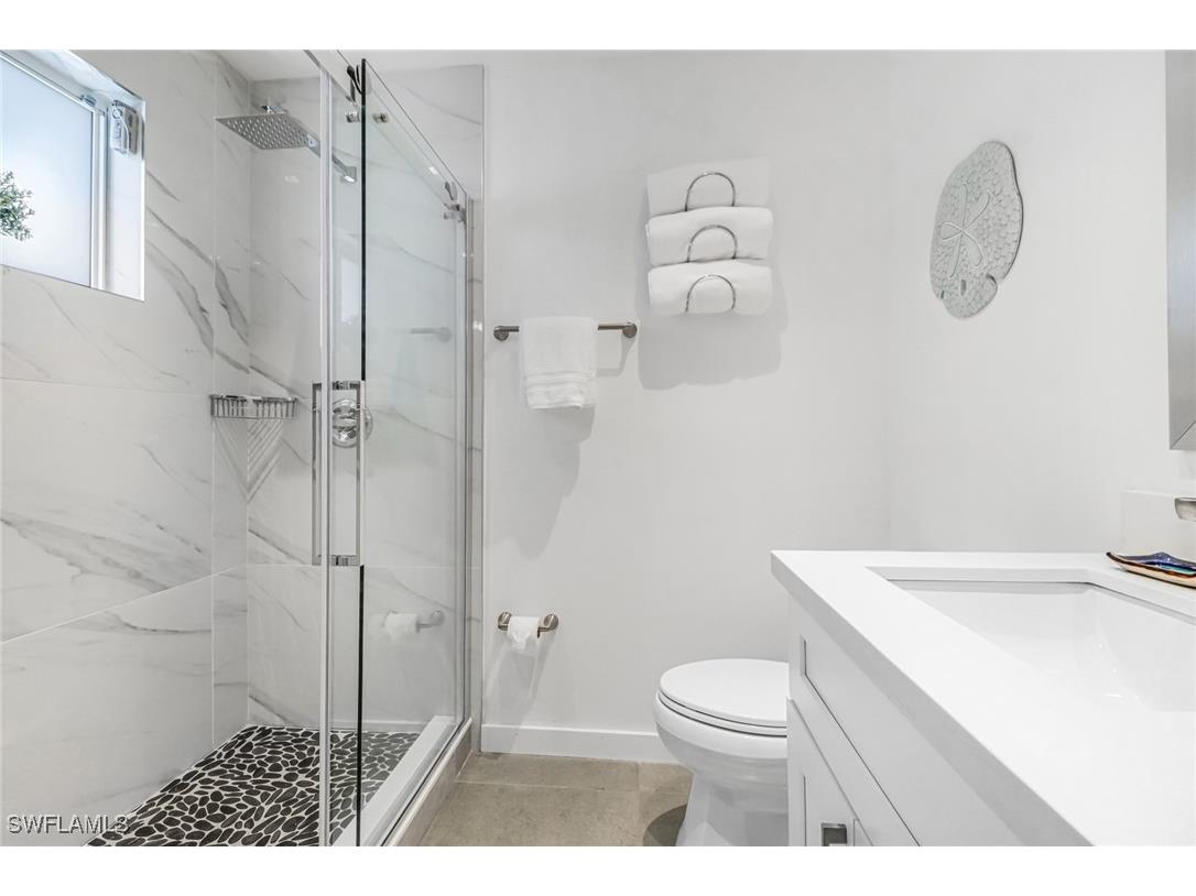 724 100th Avenue N Naples FL 34108 225073640 image21