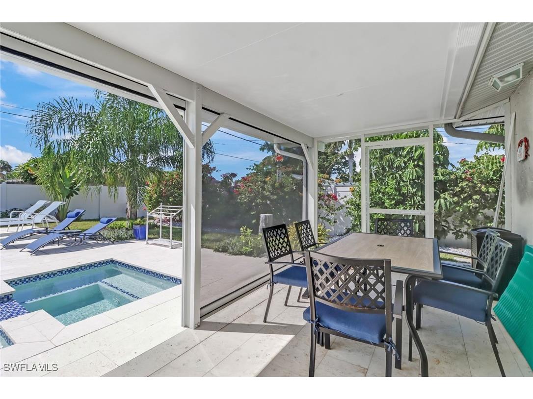 724 100th Avenue N Naples FL 34108 225073640 image22