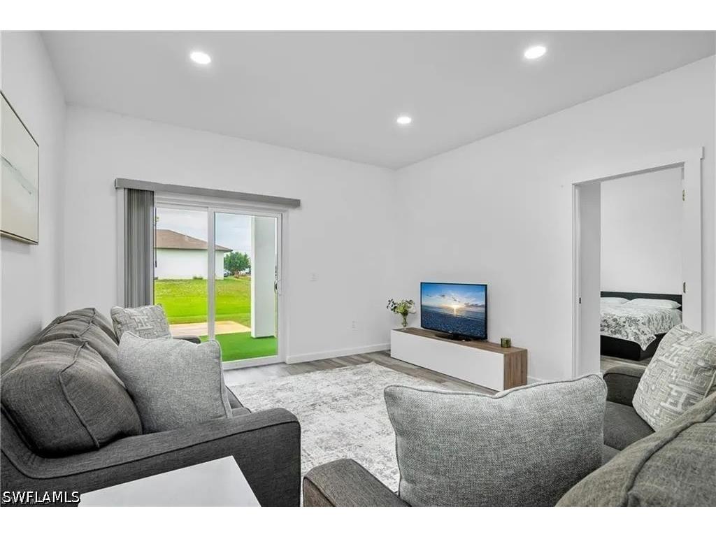 724/726 Gretchen Avenue S Lehigh Acres FL 33973 226017692 image8