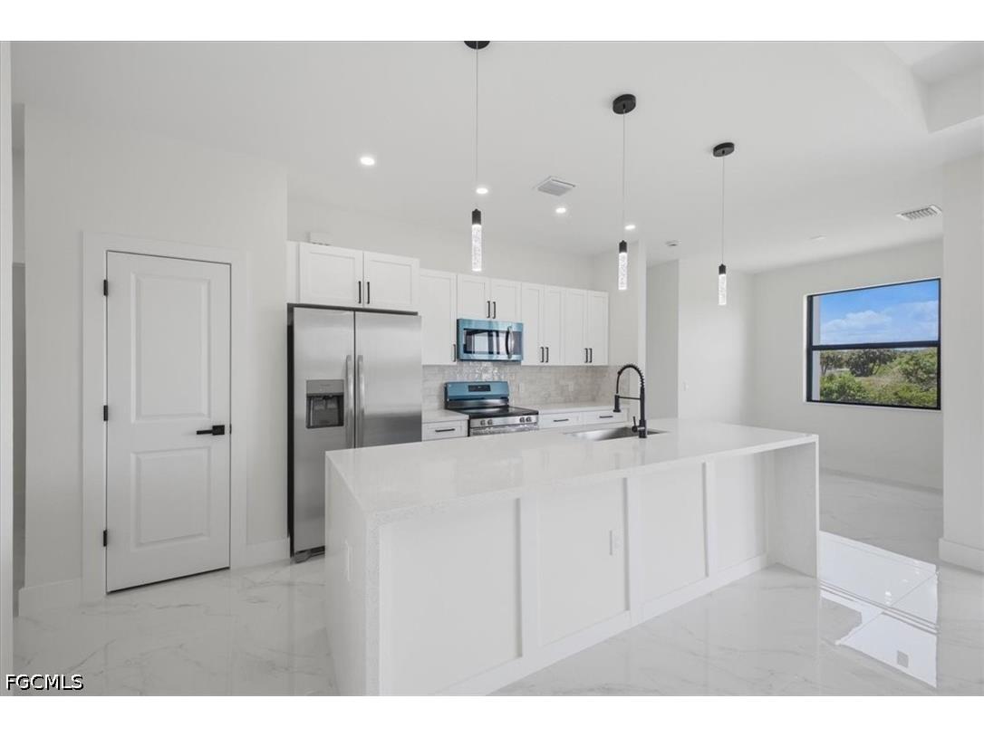 724 Calumet Street E Lehigh Acres FL 33974 2025026275 image22