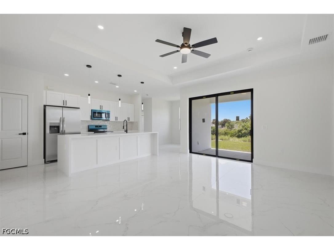 724 Calumet Street E Lehigh Acres FL 33974 2025026275 image5