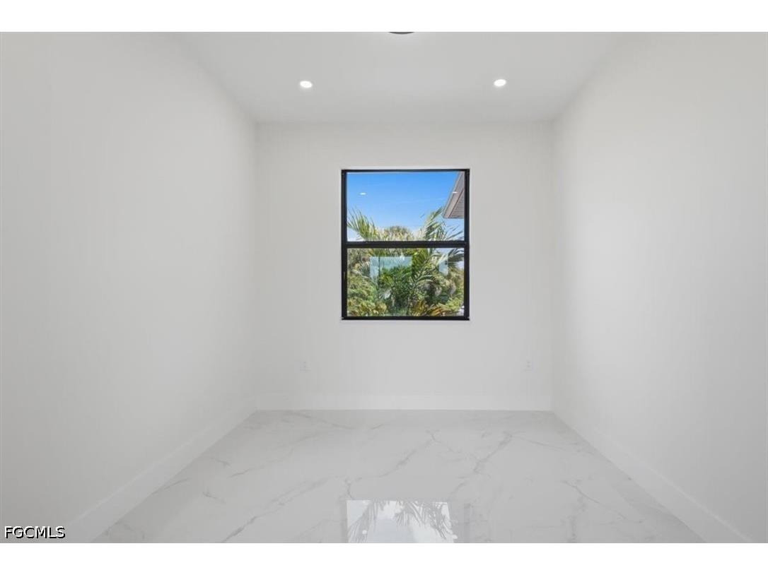 724 Calumet Street E Lehigh Acres FL 33974 2025026275 image6