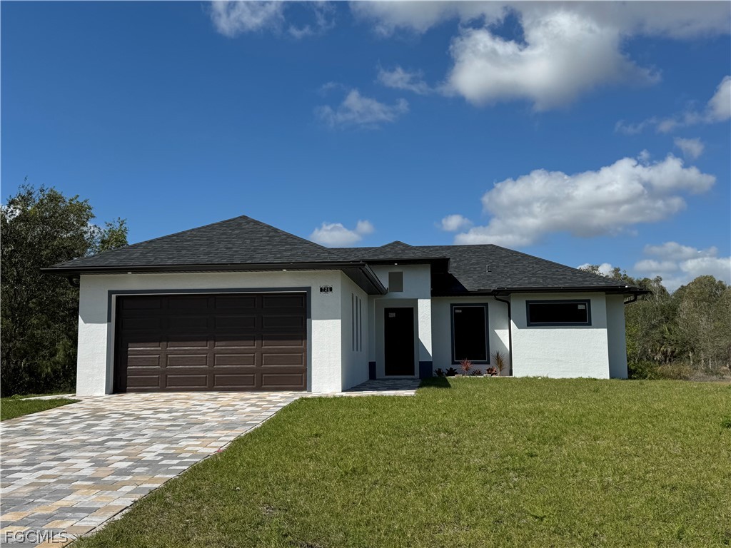 724 Kari Circle Lehigh Acres FL 33974 2026012207 image1