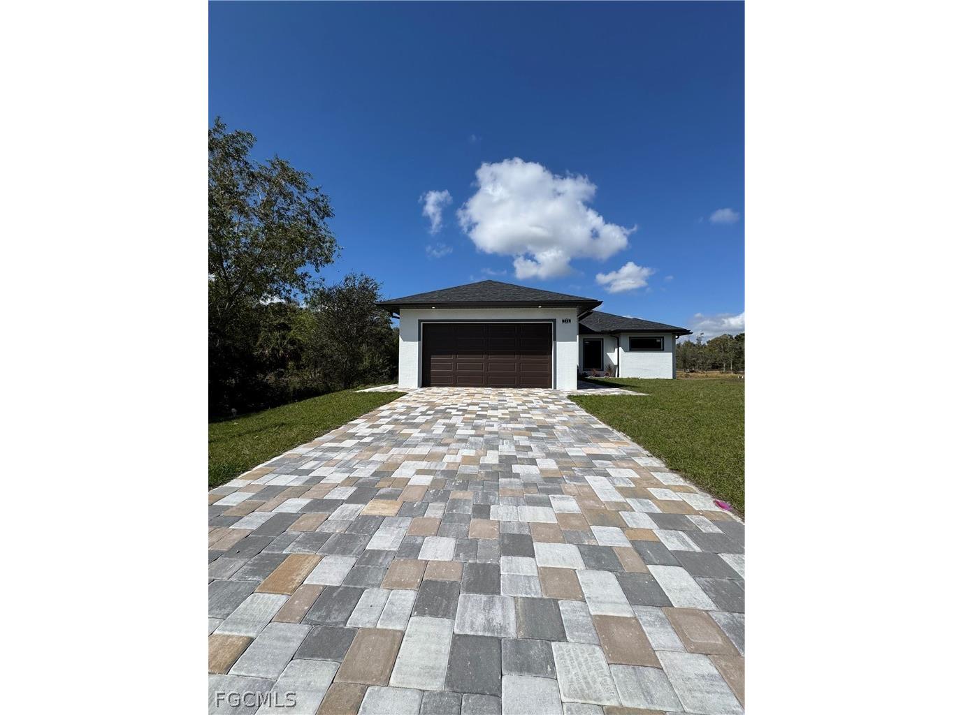 724 Kari Circle Lehigh Acres FL 33974 2026012207 image3