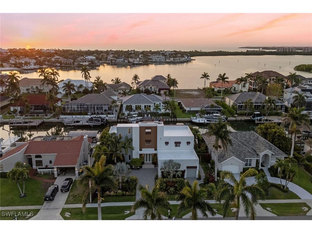 724 Plantation Court Marco Island FL 34145 225042949 image4