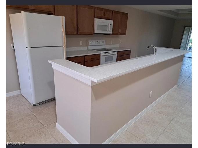 724 SW 35th Street Cape Coral FL 33914 2026005245 image2