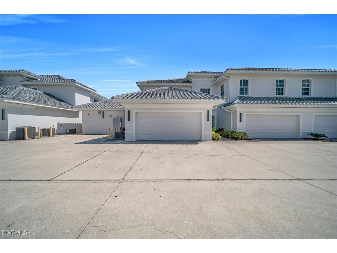 724 SW 47th Street #205 Cape Coral FL 33914 2025007451 image2