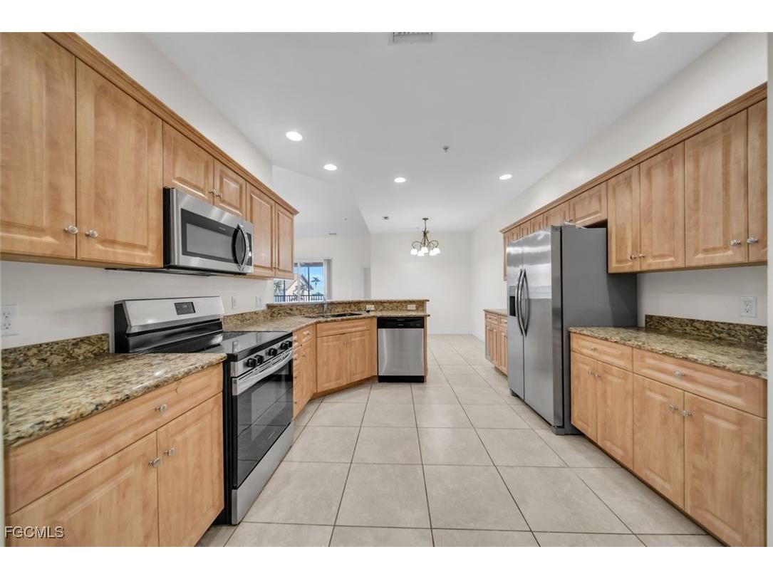 724 SW 47th Street #205 Cape Coral FL 33914 2025007451 image24