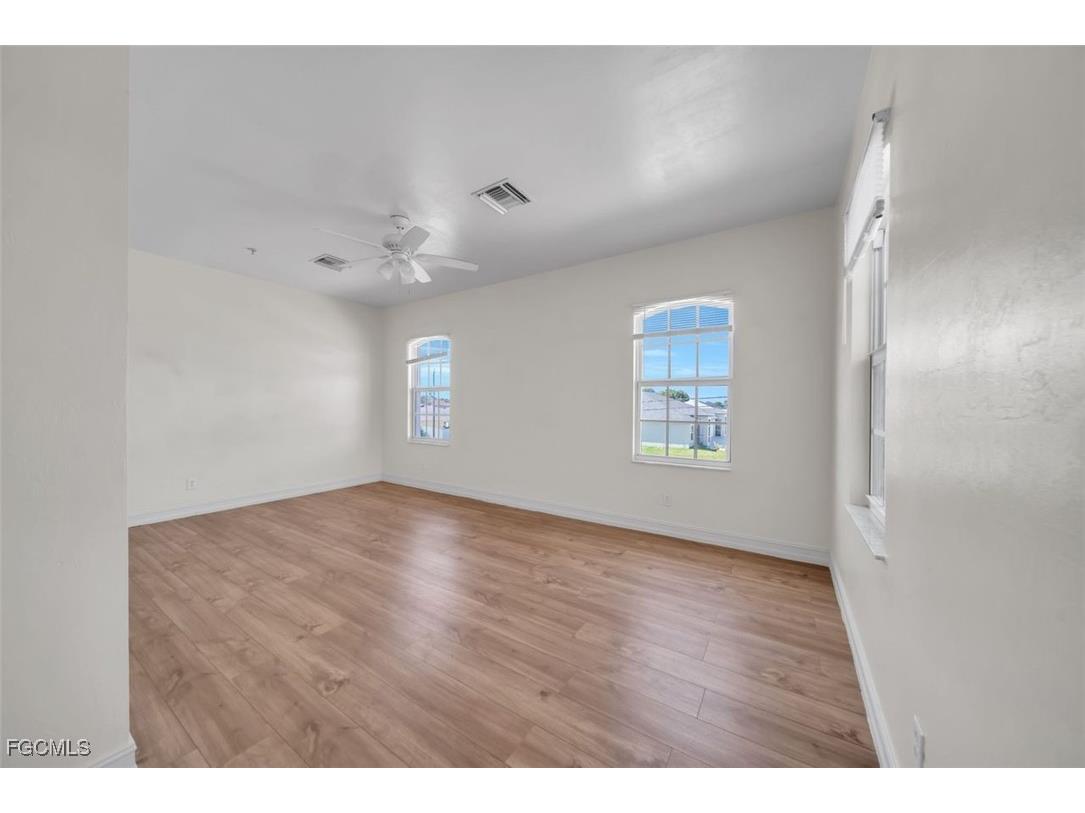 724 SW 47th Street #205 Cape Coral FL 33914 2025007451 image29