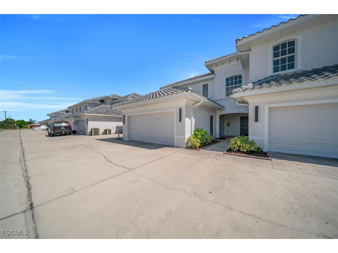 724 SW 47th Street #205 Cape Coral FL 33914 2025007451 image3