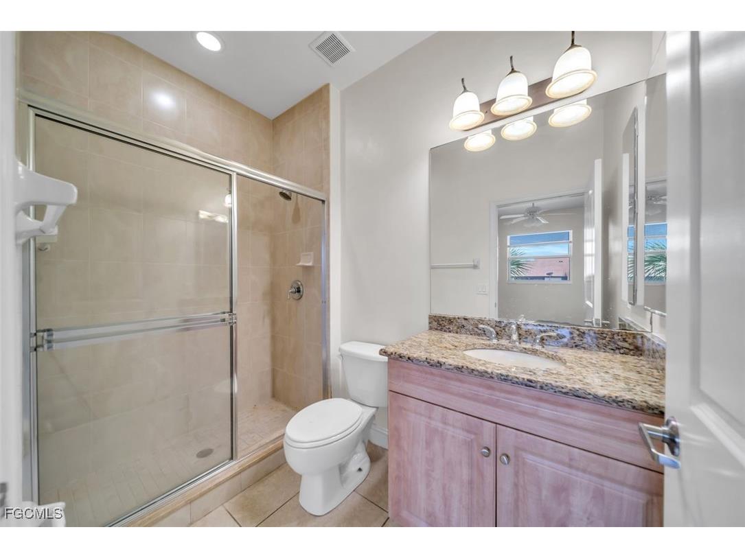 724 SW 47th Street #205 Cape Coral FL 33914 2025007451 image36