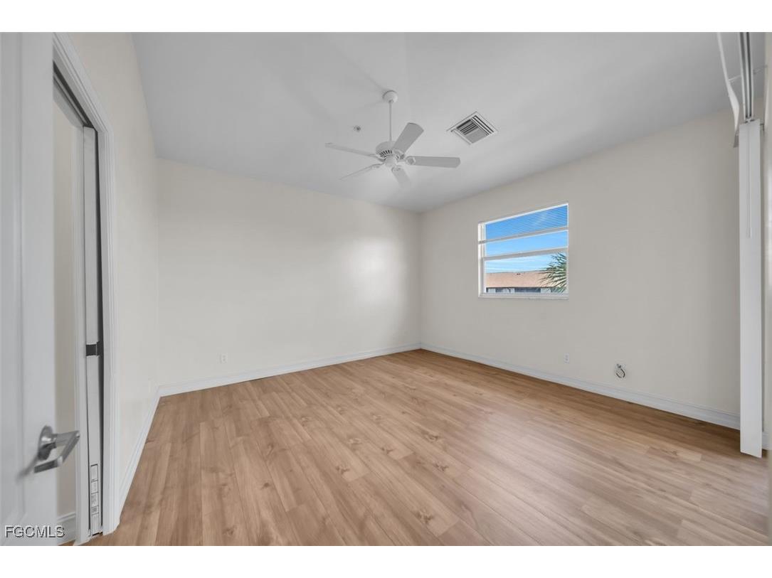 724 SW 47th Street #205 Cape Coral FL 33914 2025007451 image40