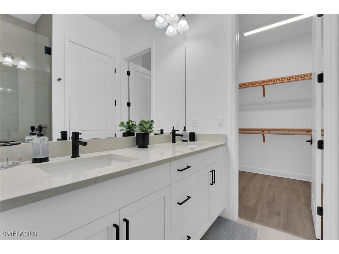 7242 Saona Court Naples FL 34113 225030920 image16